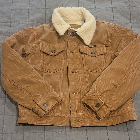 Wrangler Brown Corduroy Jacket with Cream Sherpa Collar - Picture 1 of 5